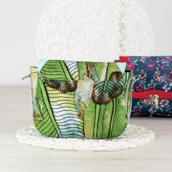 Średniej wielkości torebka z klapką - wykrój oraz tutorial.