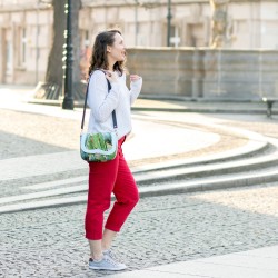 Torebka Flora w rozmiarze M, zgrabna torebka z klapką - wykrój krawiecki oraz instrukcja szycia