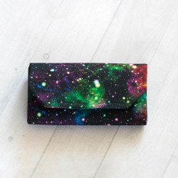 Damski portfel galaktyka, portfel zapinany na magnes - wykrój krawiecki i tutorial