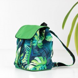 Jak uszyć plecak na lato - wykrój krawiecki i tutorial. Zielony plecak w liście.